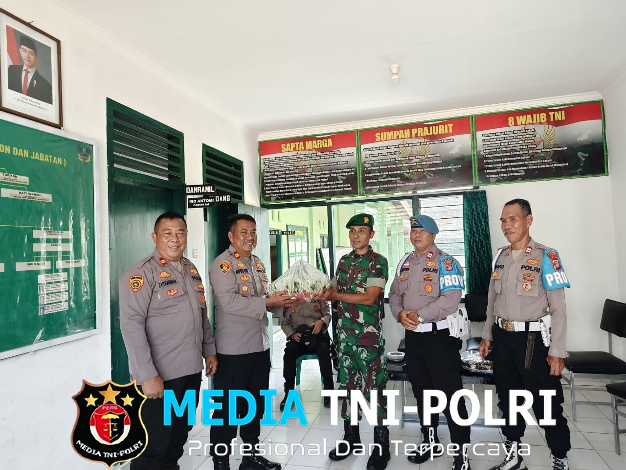 Lima Koramil Serentak Didatangi Polsek Jajaran Polres Tanggamus, Wujud Soliditas TNI–Polri di HUT ke-80 TNI