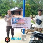 Dengan mengunakan Banner Bripka Riswantoro Ajak Warga Tidak Melakukan Pembakaran Hutan dan Lahan