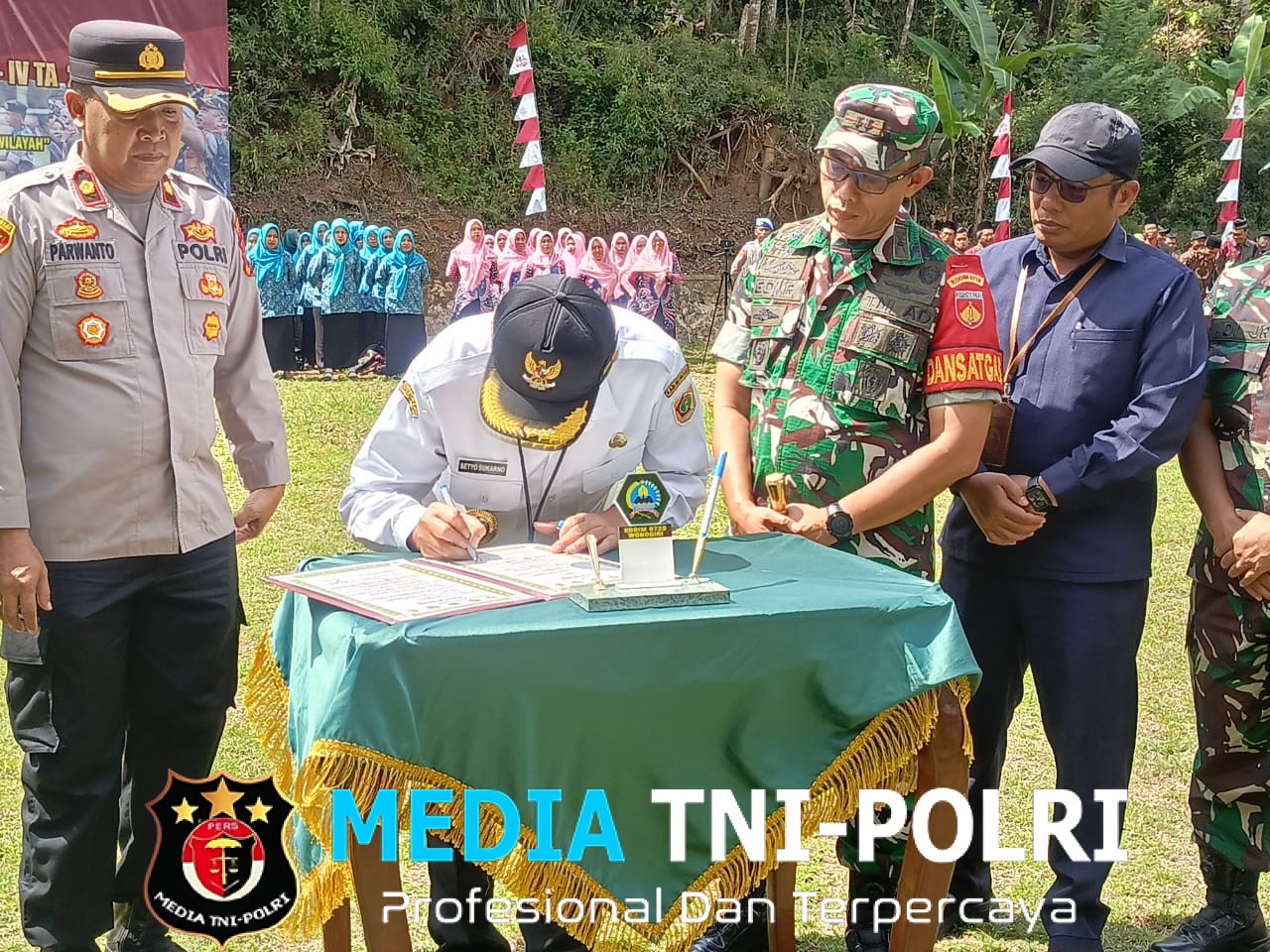 Wakapolres Hadiri Pembukaan TMMD Sengkuyung Tahap IV Tahun 2025, Bentuk Sinergi Polres Wonogiri Dukung Pembangunsn Desa
