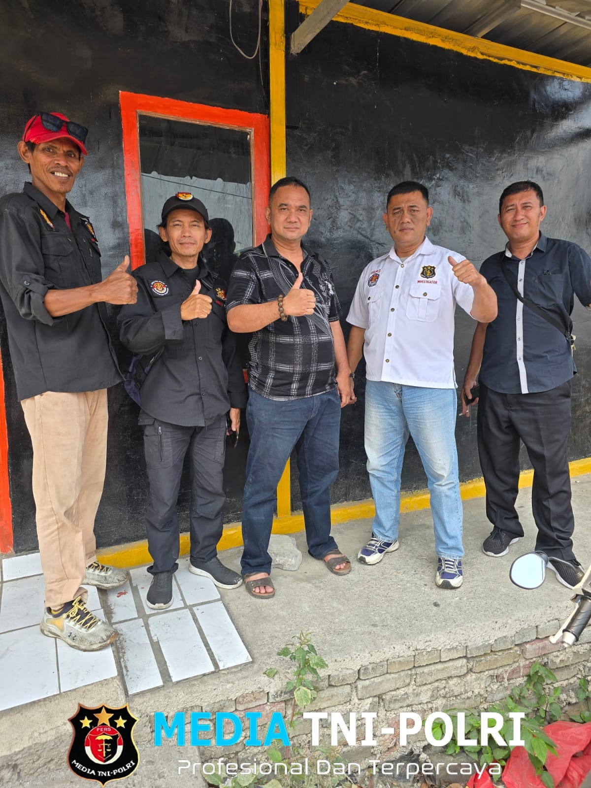 Team Kantor Pusat Media TNI-POLRI Melakukan Kunjungan ke Lokasi Baru Kantor Kaperwil Media TNI-POLRI Jakarta Raya