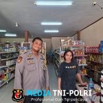 Giatkan Patroli Rutin Anggota Polsek Kuala Behe Sampaikan Himbauan Kamtibmas Kepada Warga