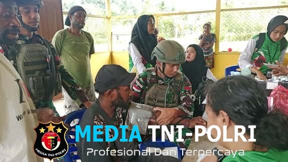 Pengabdian kepada Bangsa, Satgas Pamtas RI-PNG Statis Yonif 643/Wns dan Puskesmas Ywan Berikan Pelayanan Kesehatan