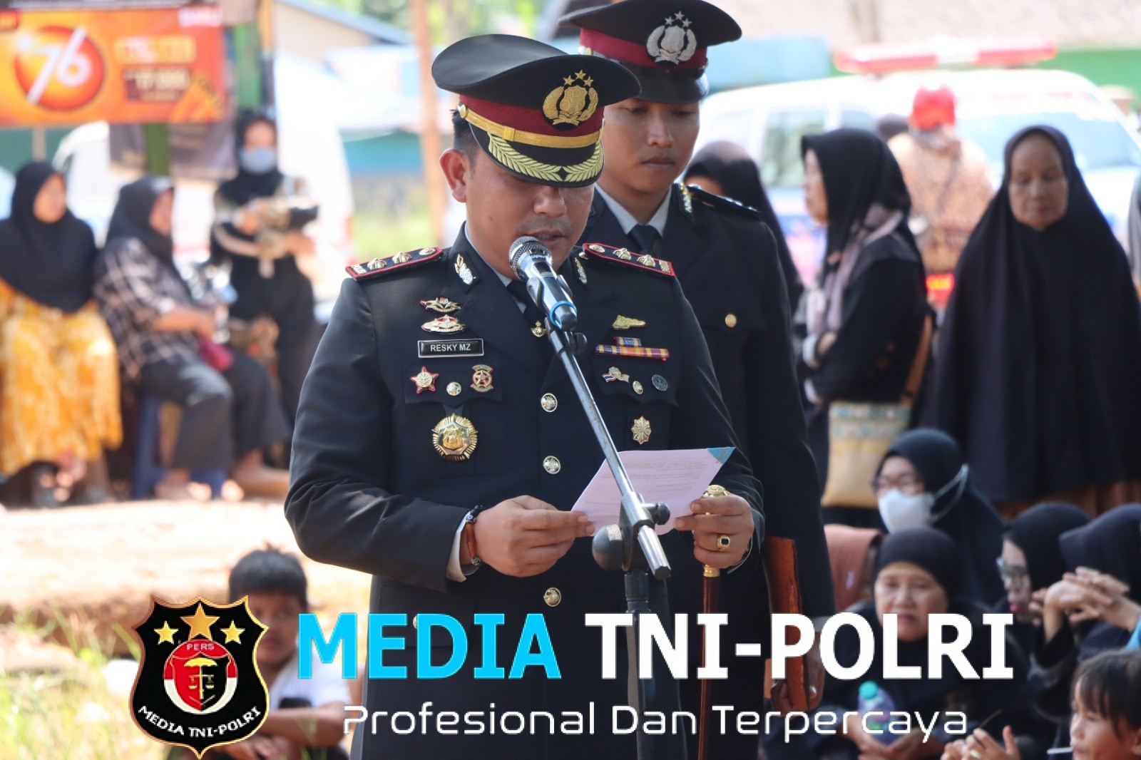 Kapolres Kotim Pimpin Upacara Pemakaman Aiptu Sutarto, S.H., Beri Penghormatan Terakhir