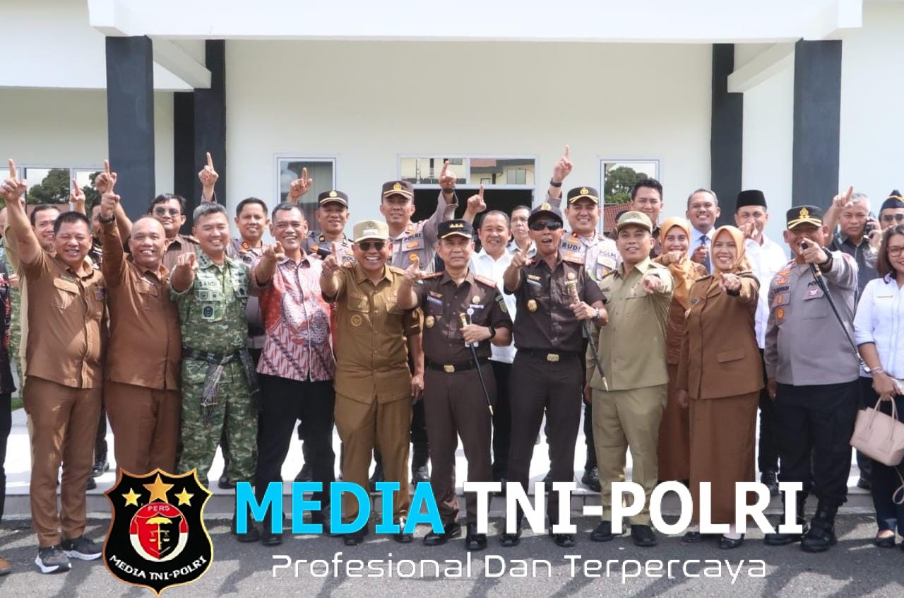 Perkuat Sinergitas TNI-Polri, Kapolres Simalungun Hadiri Silaturahmi Danrem 022/Pantai Timur