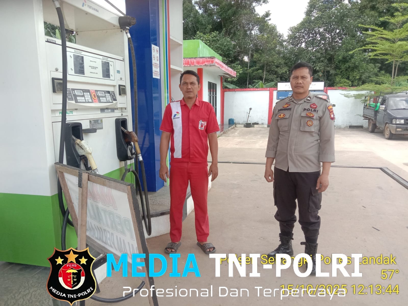 Aipda Herkulanus Suhardianto Sampaikan Pesan Kamtibmas Saat Patroli ke SPBU Sebangki