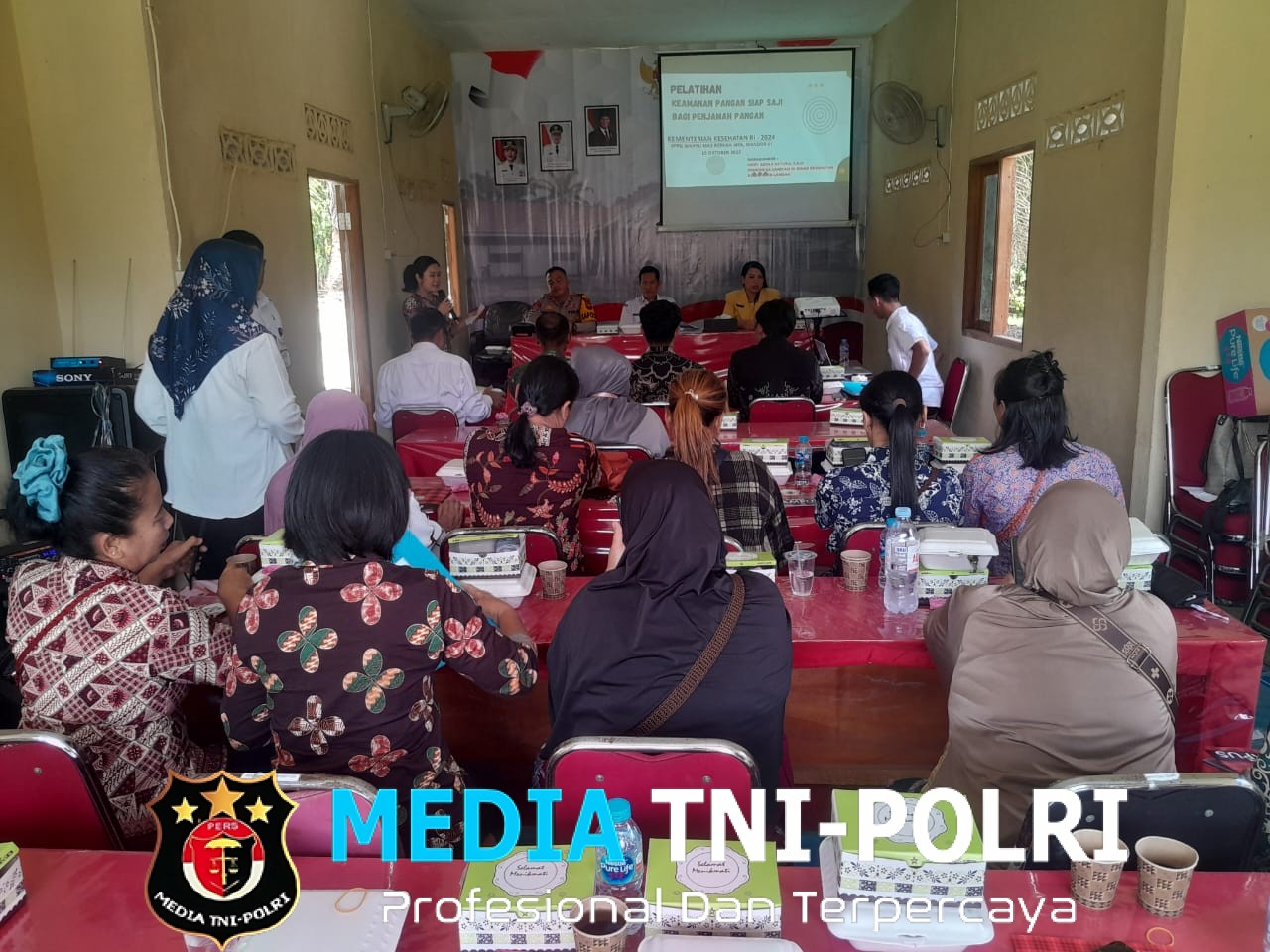 Pelatihan Penjamah Makanan, Dinkes Landak Tingkatkan Kualitas Layanan Gizi di Mandor