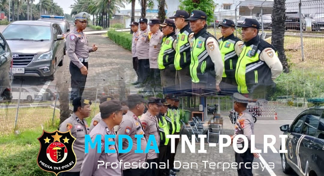 Polsek Cikarang Selatan Gelar Apel Pengamanan Pemberangkatan Masa Buruh ke Botanical Garden Jababeka