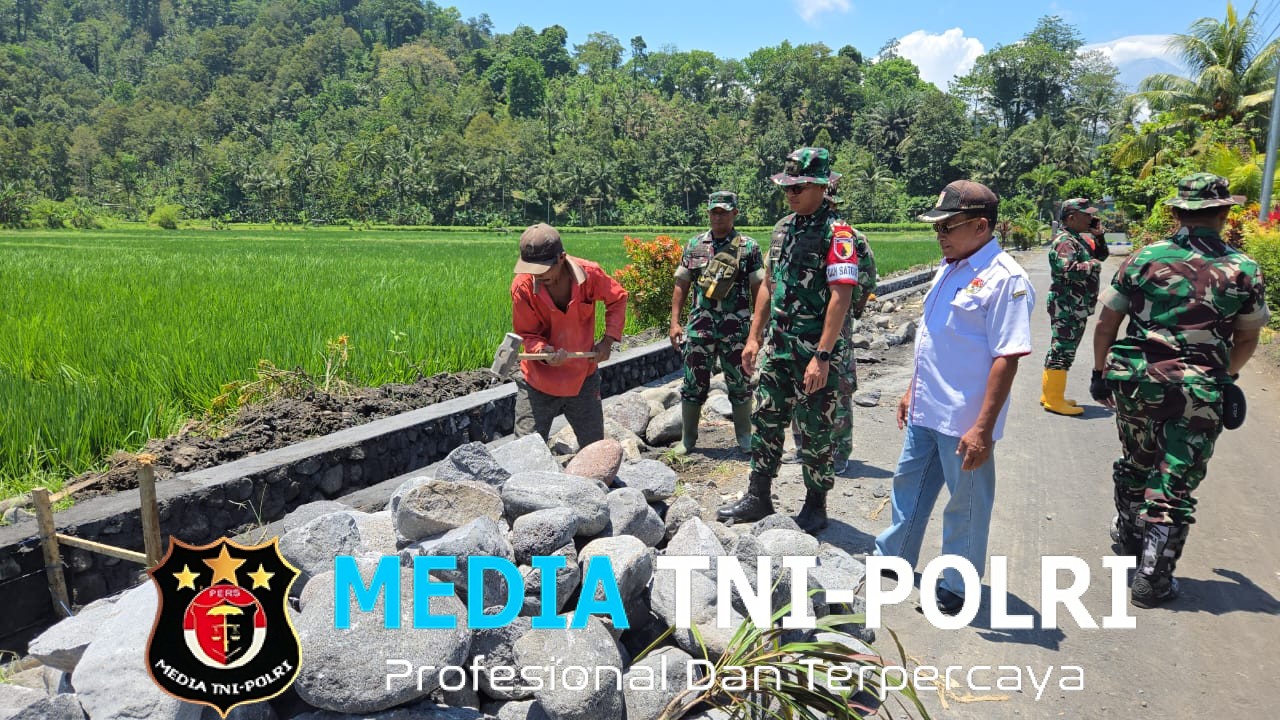 Dansatgas TMMD ke-126 Kodim 0818/Malang-Batu, Letkol Czi Bayu Nugroho, Tinjau Langsung Pembangunan Drainase di Desa Lebakharjo
