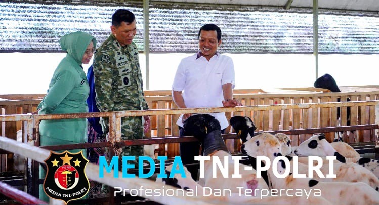 Bupati Pringsewu Riyanto Pamungkas Hadiri Acara Kunjungan Kerja Pangdam XXI Ke Kodim 0424