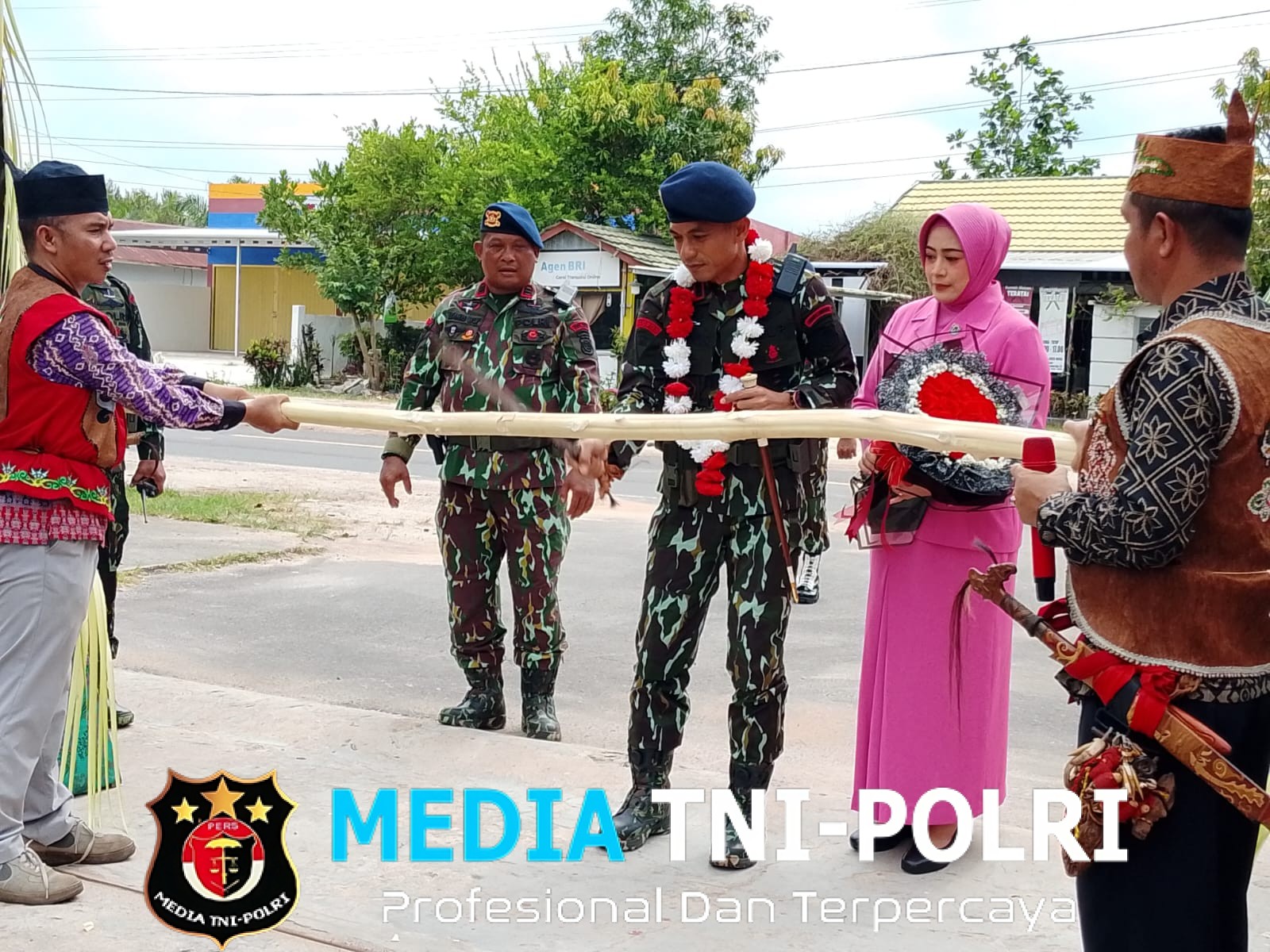 Penyambutan Komandan Batalyon B Pelopor Satbrimob Polda Kalteng