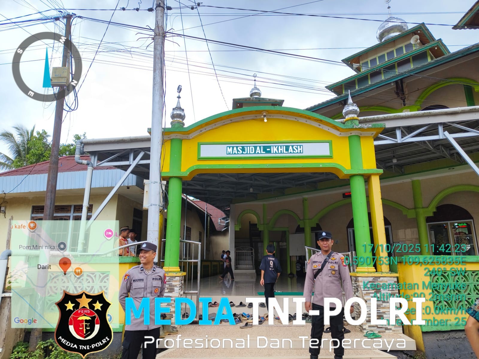 Kegiatan Rutin Samapta Polsek Menyuke Berikan Pengamanan Sholat Jum’at