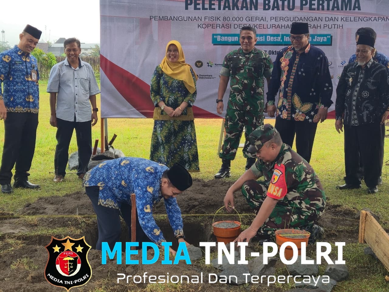 Dandim 0808/Blitar Hadiri Peletakan Batu Pertama Pembangunan Koperasi Desa Merah Putih Di Talun