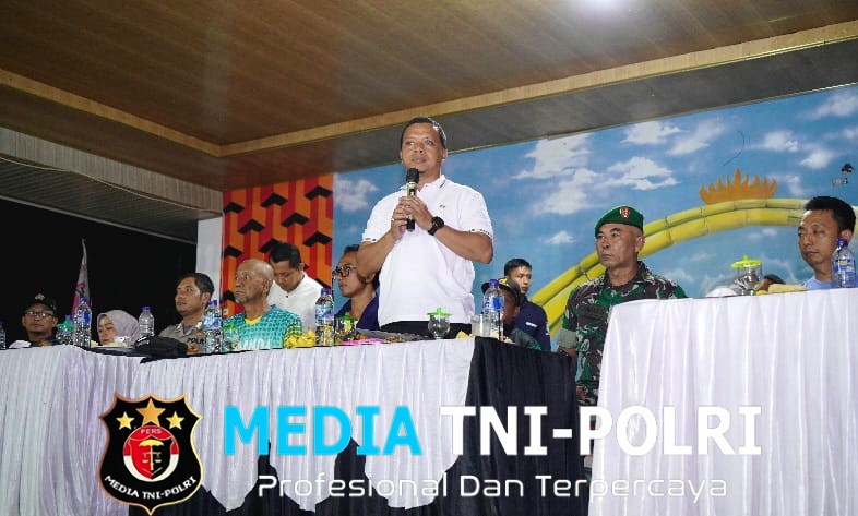 Bupati Pringsewu Riyanto Pamungkas Resmi Tutup Open Tournament Volley Ball Dandim 0424 Karang Taruna