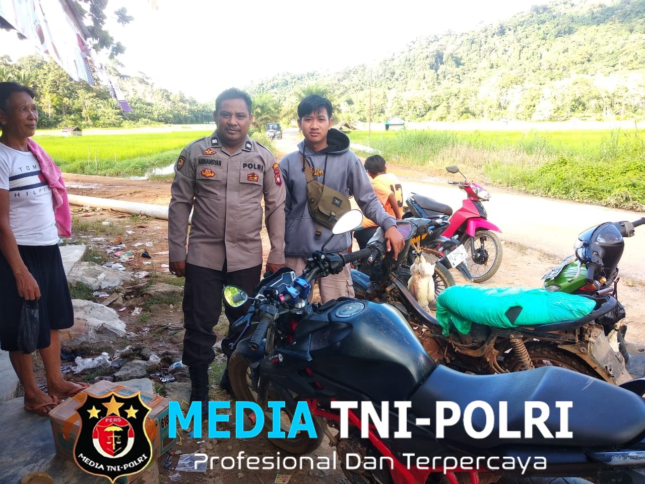 Hari Libur Tak Hentikan Pengabdian, Polsek Sebangki Patroli Humanis Jaga Keamanan Warga