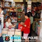 Personel Polsek Mempawah Hulu Melaksanakan Patroli di Pertokoan dan Pusat Keramaian