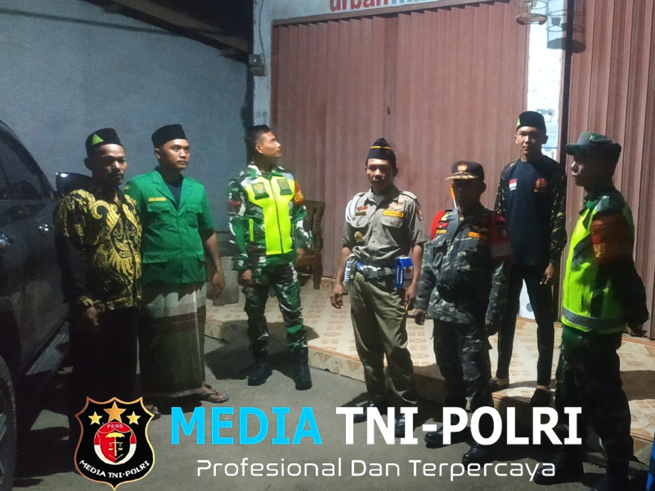 TNI Aktif Gelar Patroli Malam Demi Keamanan Wilayah Koramil 420-08/Tabir