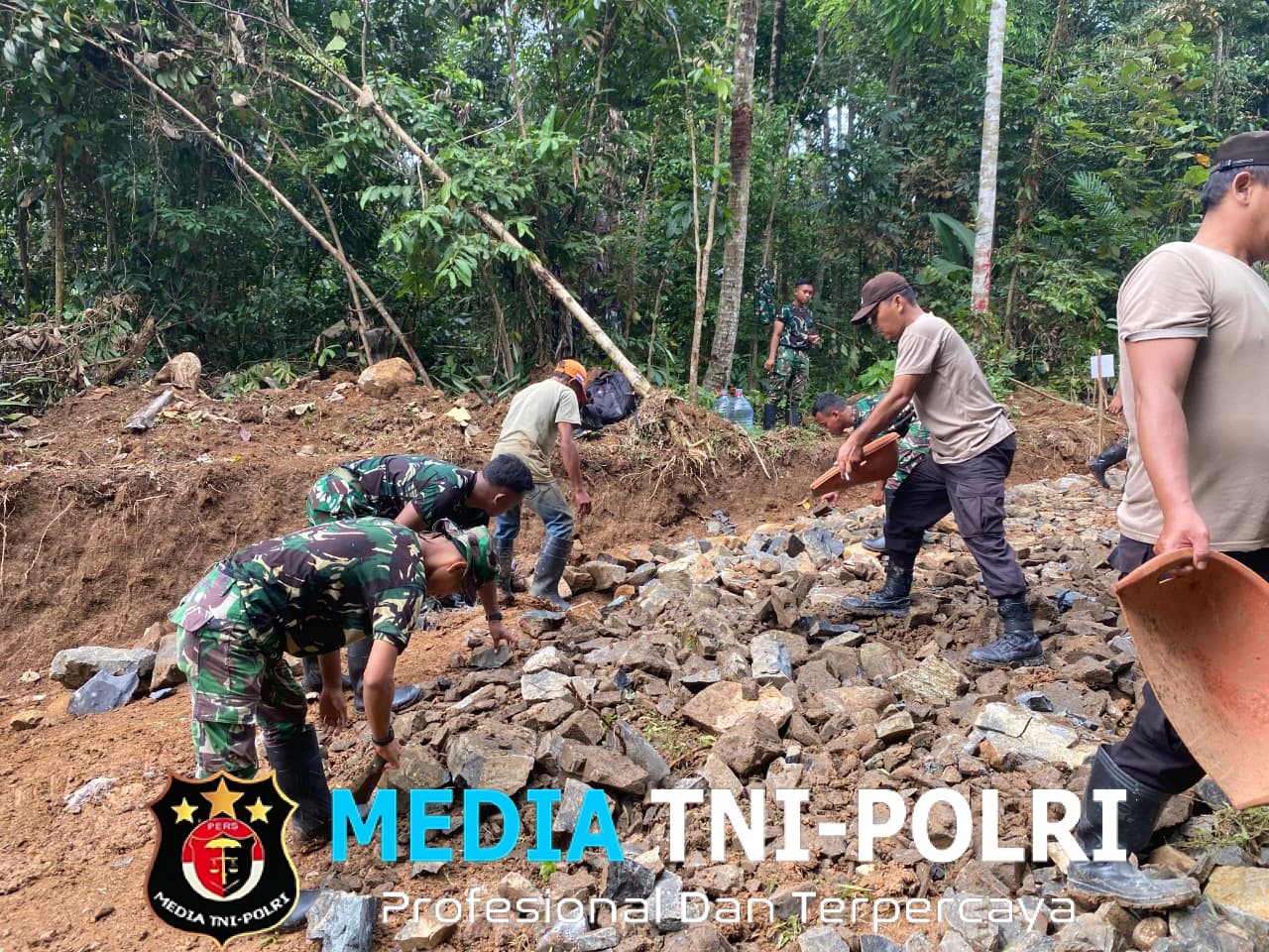 H+12 TMMD Ke-126 KODIM 0601/Pandeglang, Satgas Terus Genjot Pengerasan Jalan Capai Progres 54%