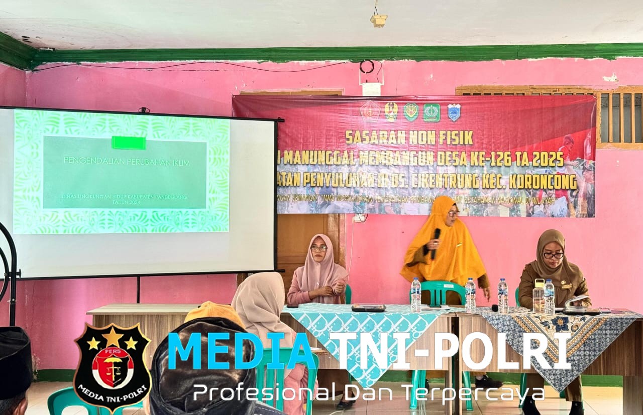 Penyuluh Lingkungan Hidup Sehat, Ibu Dyah Lukitaningsih, Beri Edukasi kepada Warga dalam Rangka TMMD ke-126 Kodim 0601/Pandeglang