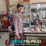 Sambangi Warga Personel Polsek Kuala Behe Patroli Dan Sampaikan Pesan Kamtibmas