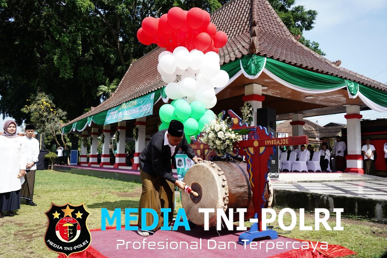 Peringati Hari Santri Nasional 2025, Kota Blitar Gaungkan Semangat Mengawal Indonesia Merdeka Menuju Peradaban Dunia