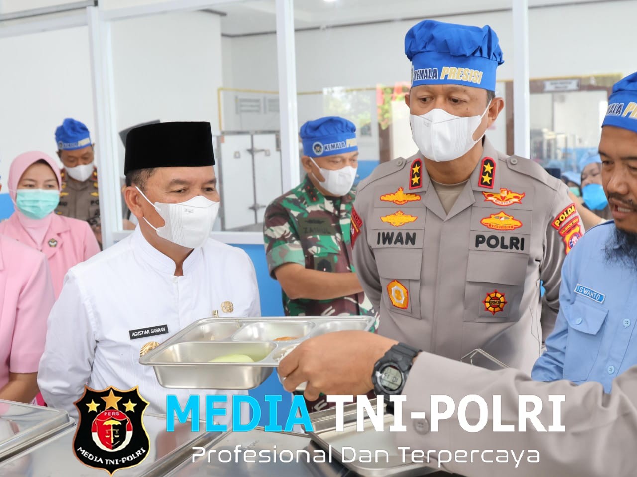 Perdana, SPPG Kemala 1 Presisi Polda Kalteng Distribusikan 1000 Paket MBG Untuk Pelajar di SMPN 2 Palangka Raya