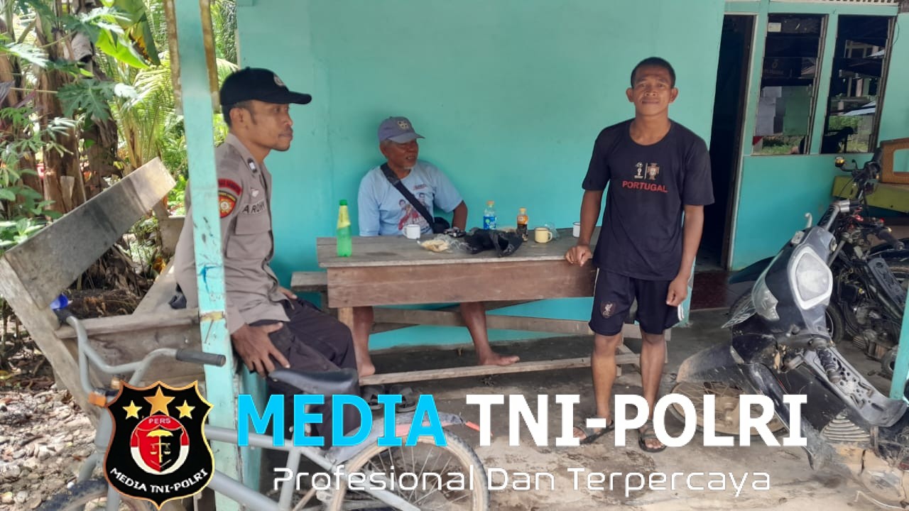 Polisi Sambangi Rumah Warga, Dekatkan Diri Sekaligus Dengarkan Aspirasi Masyarakat