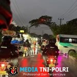 Brimob Batalyon D Pelopor Gelar Patroli Malam di Bekasi, Tegur Remaja yang Masih Nongkrong Hingga Larut Malam