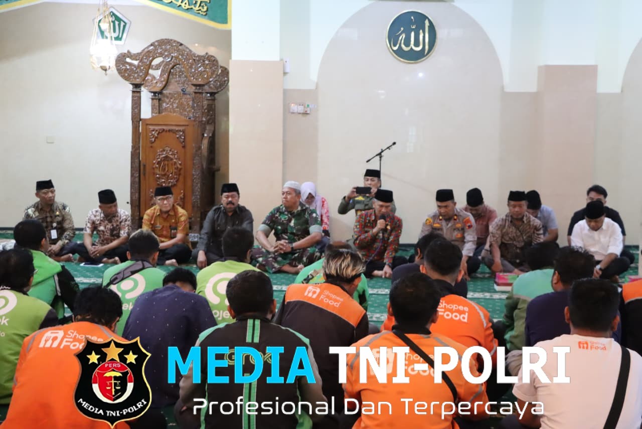 Forkopimda Wonogiri dan Komunitas Ojol Gelar Doa Bersama untuk Mengenang Affan Kurniawan