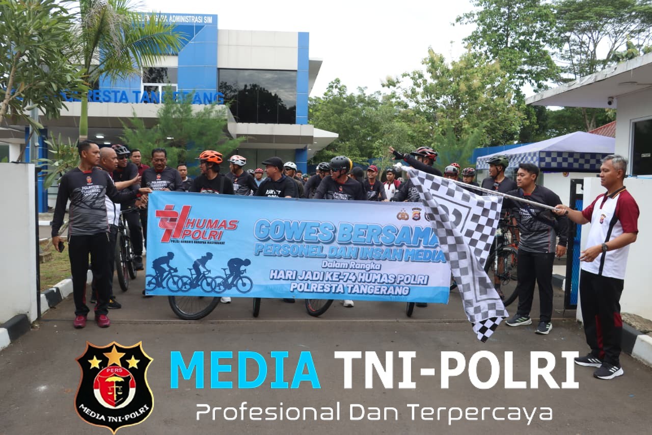 Hari Jadi ke-74 Humas Polri, Polresta Tangerang Gowes, Senam, dan Baksos Yatim Bareng Wartawan