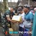 Dansatgas TMMD ke-126 Kodim 0818/Malang-Batu Tunjukkan Kepedulian Sosial, Bagikan Sembako untuk Warga Lebakharjo