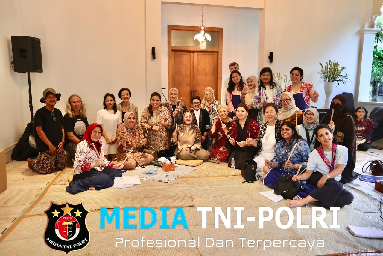 Ketua Harian Dekranas Tri Tito Karnavian Tegaskan Komitmen Perkuat Batik sebagai Identitas Nasional