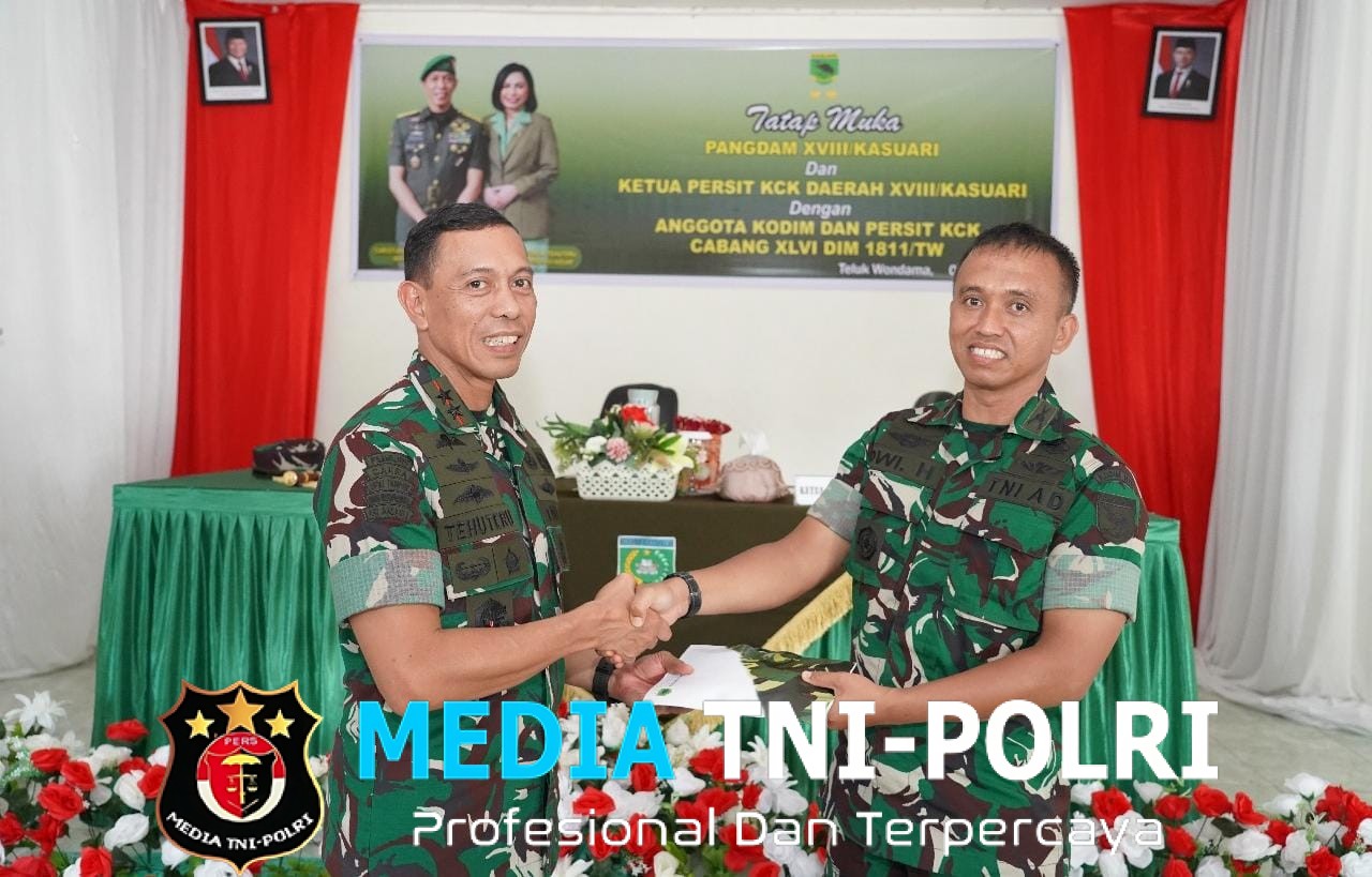 Pangdam Kasuari Kunjungi Kodim 1811/Teluk Wondama Dorong Prajurit Tetap Semangat dan Dekat dengan Masyarakat