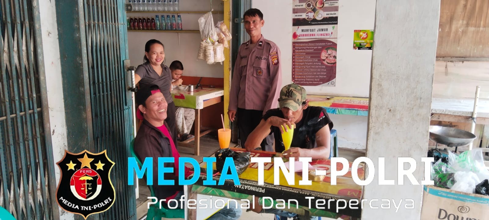 Polisi Sambangi Warga di Warung, Wujudkan Keamanan Lewat Kebersamaan