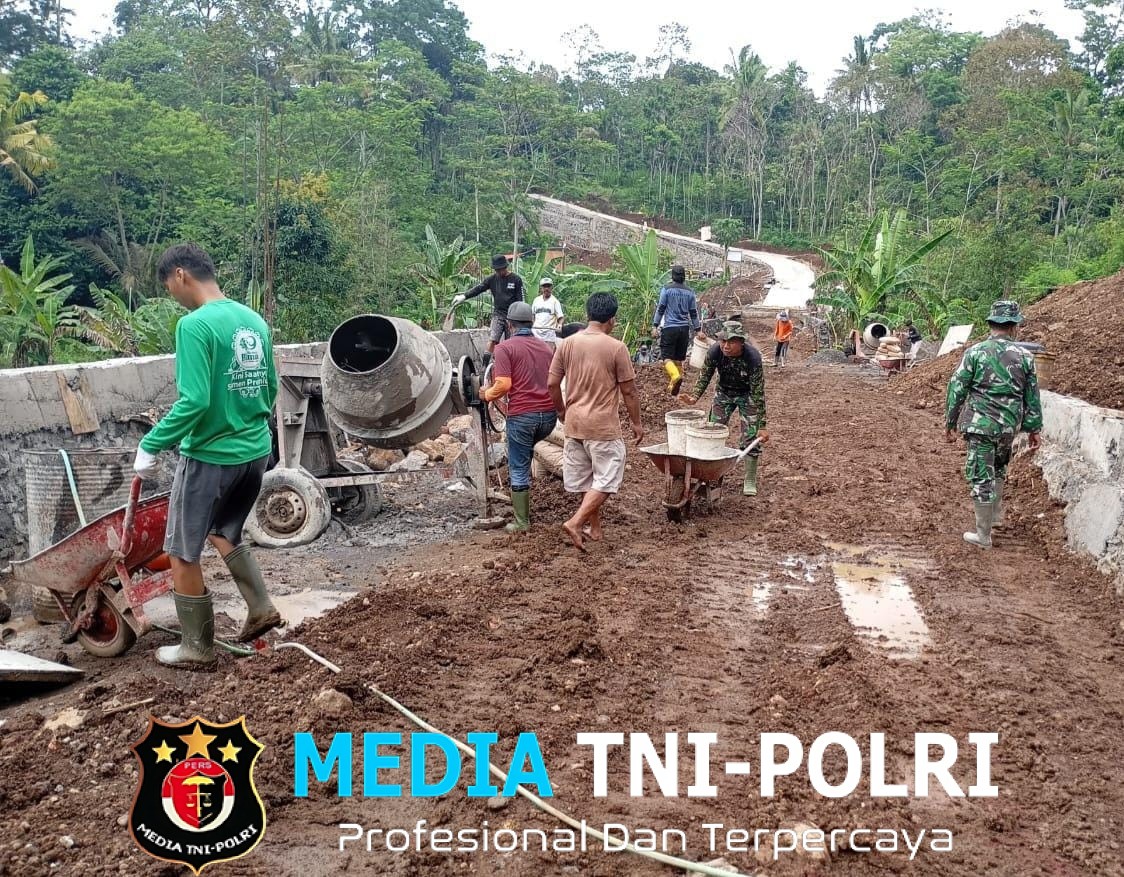 Gotong Royong Satgas TMMD Kodim Boyolali Pacu Pembangunan Talud di Desa Candi