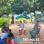 Babinsa Koramil 1015-09/Seruyan Hilir Laksanakan Komsos Dengan Masyarakat Desa Binaan