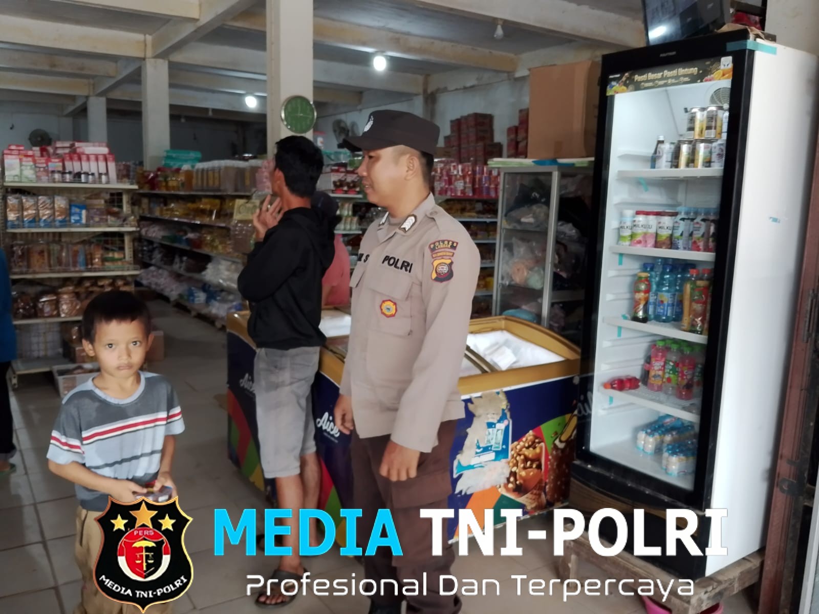 Laksanakan Patroli Polsek Kuala Behe Antisipasi Gangguan Kamtibmas