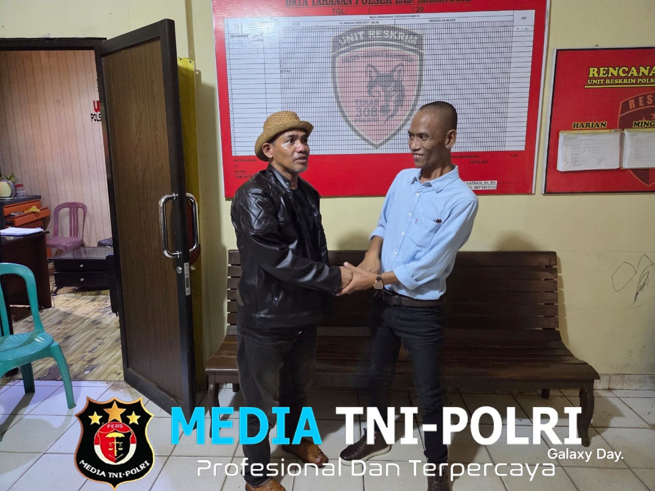 Kapolsek Labuhan Maringgai Klarifikasi Isu Aksi Koboy di Polsek Labuhan Maringgai “Tidak Ada Aksi Penembakan, Hanya Korek Api Bentuk Pistol”