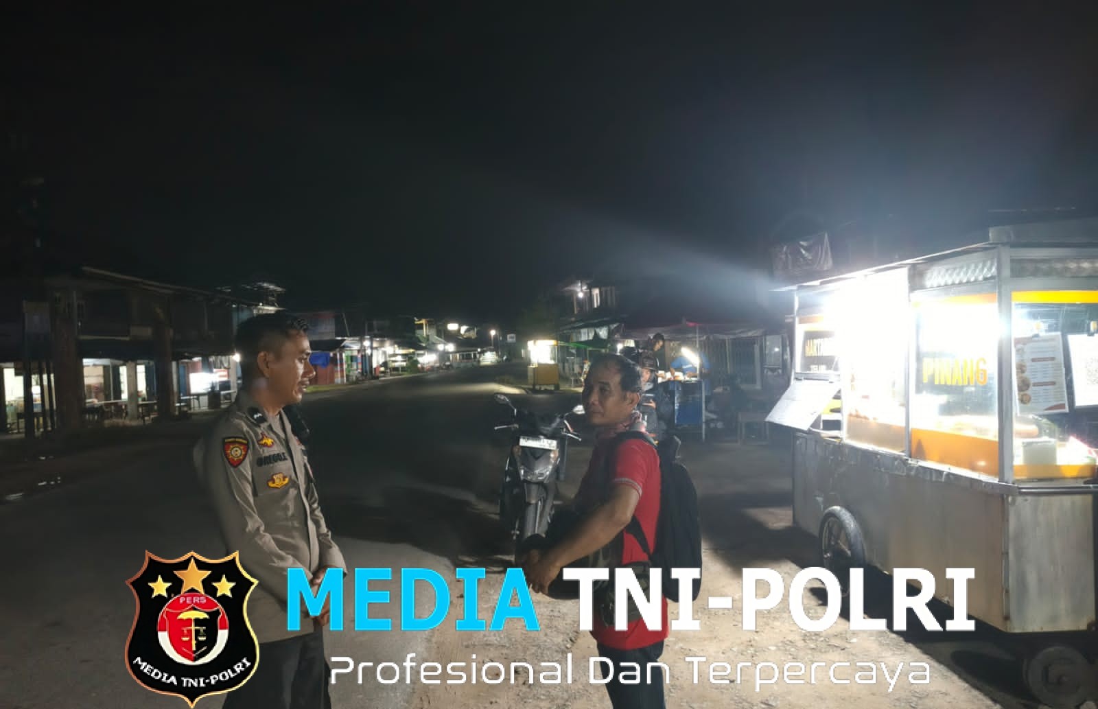 Laksanakan Giat Patroli Rutin Pada Malam Hari Personil Polsek Menjalin Jaga Situasi Kamtibmas