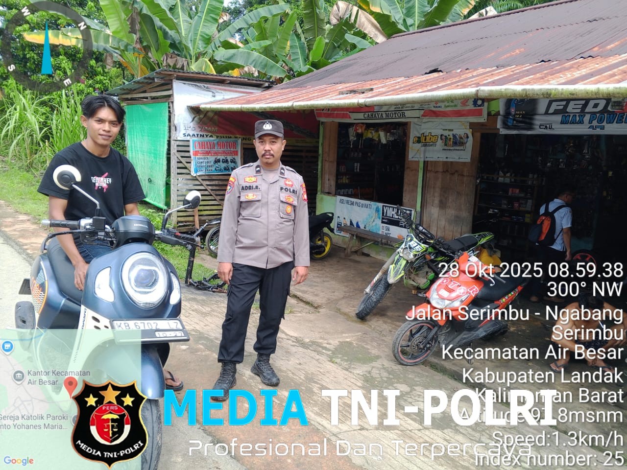 Polsek Air Besar Gencarkan Patroli Siang, Polisi Sampaikan Pesan Kamtibmas kepada Warga