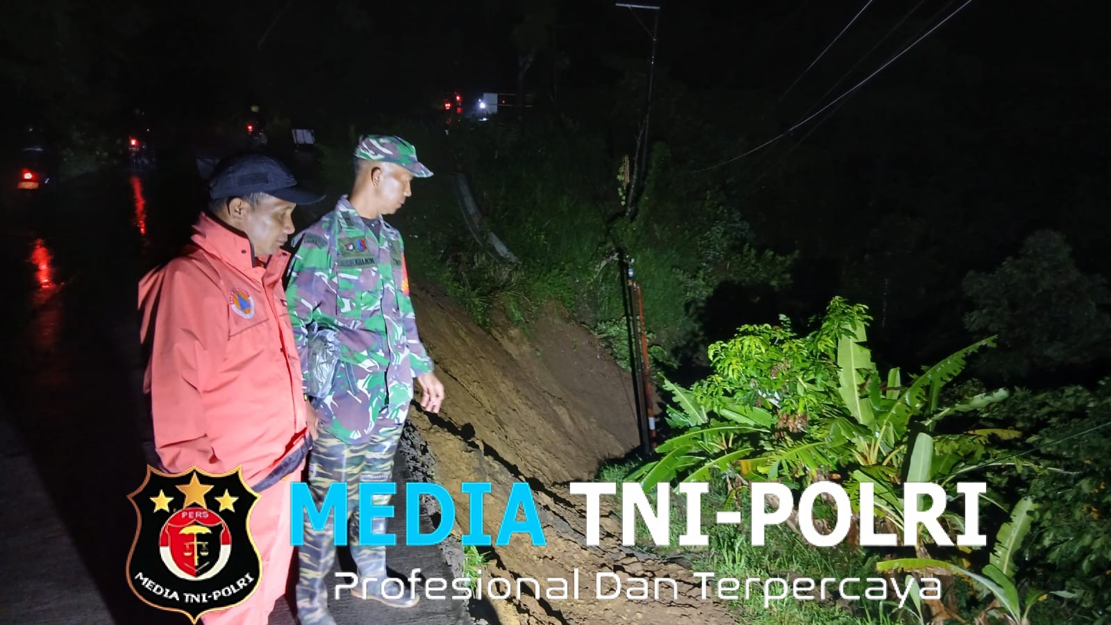 Hujan Disertai Angin Kencang Terjang Klego, Puluhan Rumah Rusak — TNI Gerak Cepat Tangani Dampak Bencana