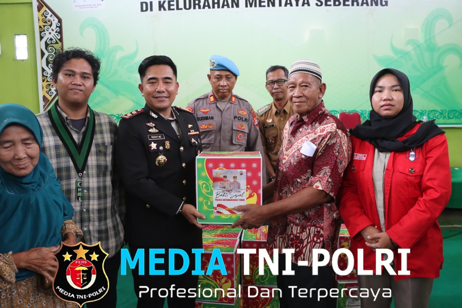 Kapolres Kotim Bersama Cipayung Plus Gelar Baksos Peringati Hari Sumpah Pemuda ke-97