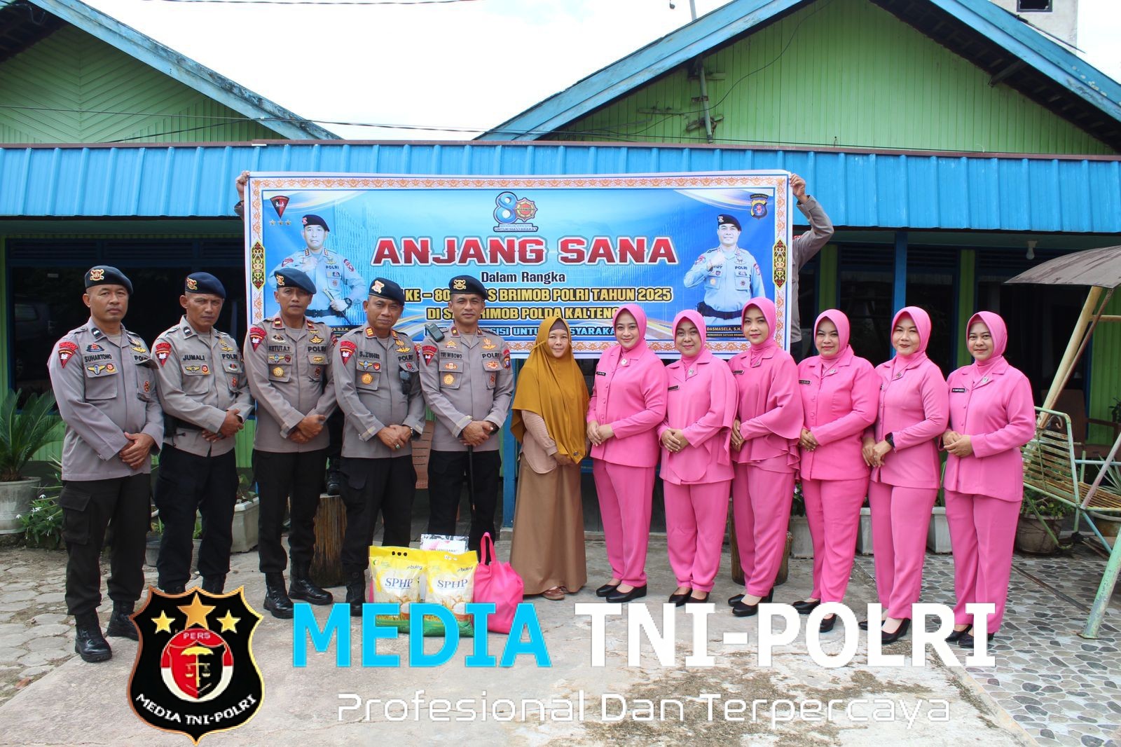 Batalyon B Pelopor Satbrimob Polda Kalteng Gelar Bakti Sosial dan Anjangsana, Wujud Kepedulian di Momen HUT ke-80 Korps Brimob Polri