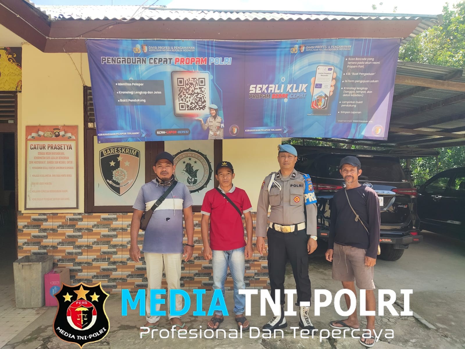 Polsek Menyuke Berikan Pelayanan Kepada Warga Tentang Pengaduan Cepat Propam Polsek Menyuke