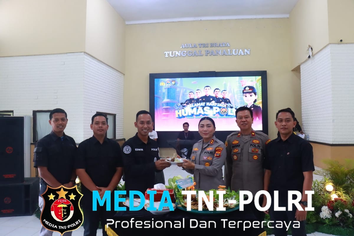 Hari Jadi Humas Polri ke-74, Polres lampung timur Gelar Syukuran