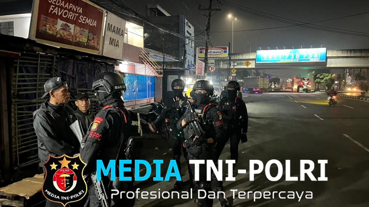 Brimob Batalyon D Pelopor Gelar Patroli Malam, Antisipasi Tawuran dan Balap Liar di Kabupaten Bekasi