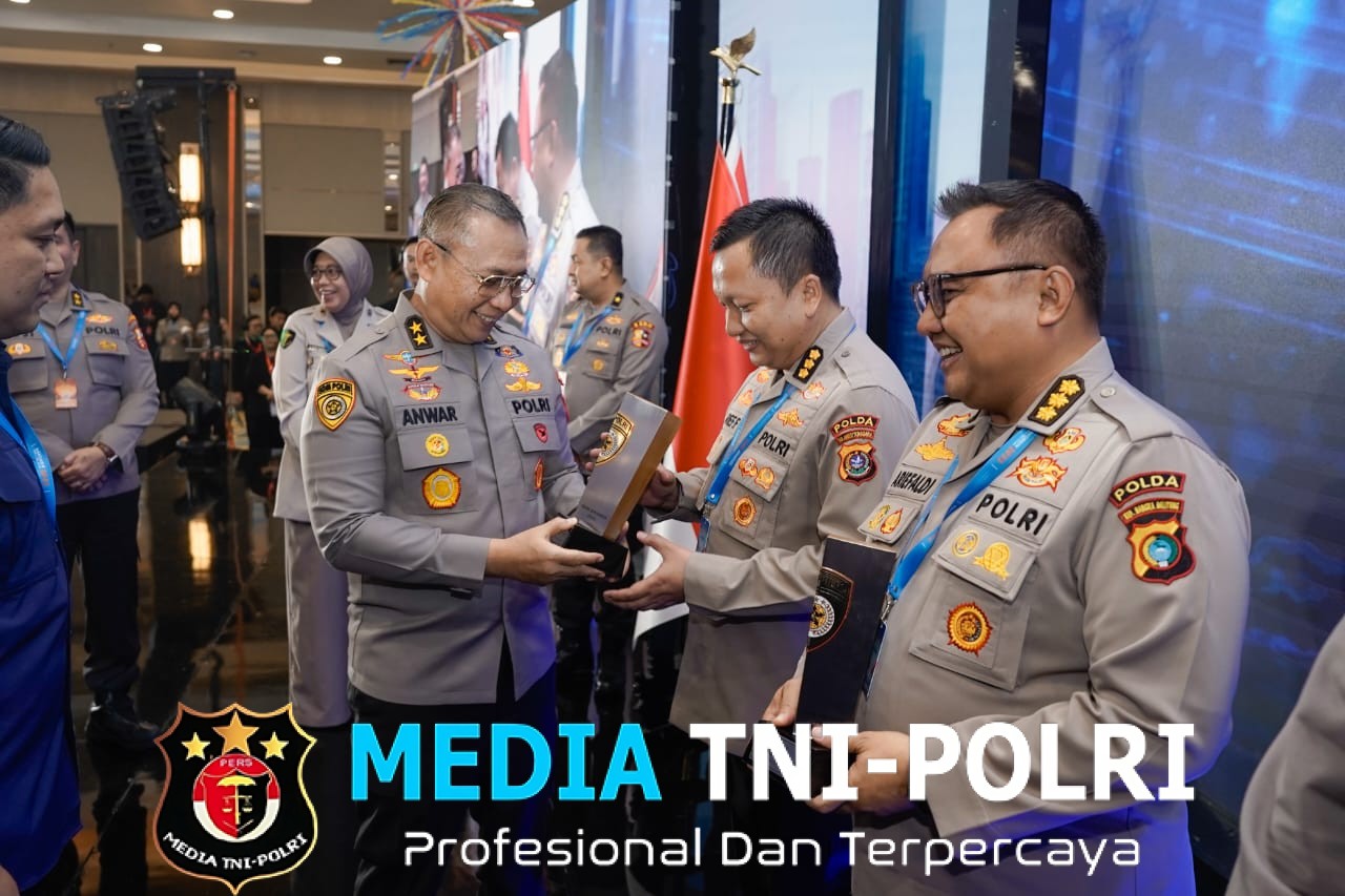 Biro SDM Polda Sultra Raih Penghargaan dalam Rakorbin SDM dan PNS Polri Tahun 2025 di Jakarta