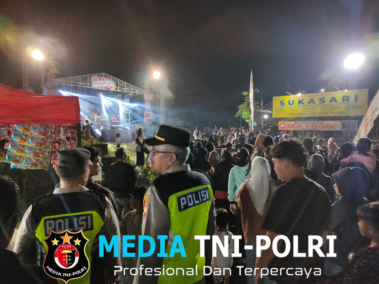 Polsek Pracimantoro Kawal Ketat Car Free Night Sumpah Pemuda 2025, Wujud Dukungan Polri pada Kreativitas dan UMKM Lokal