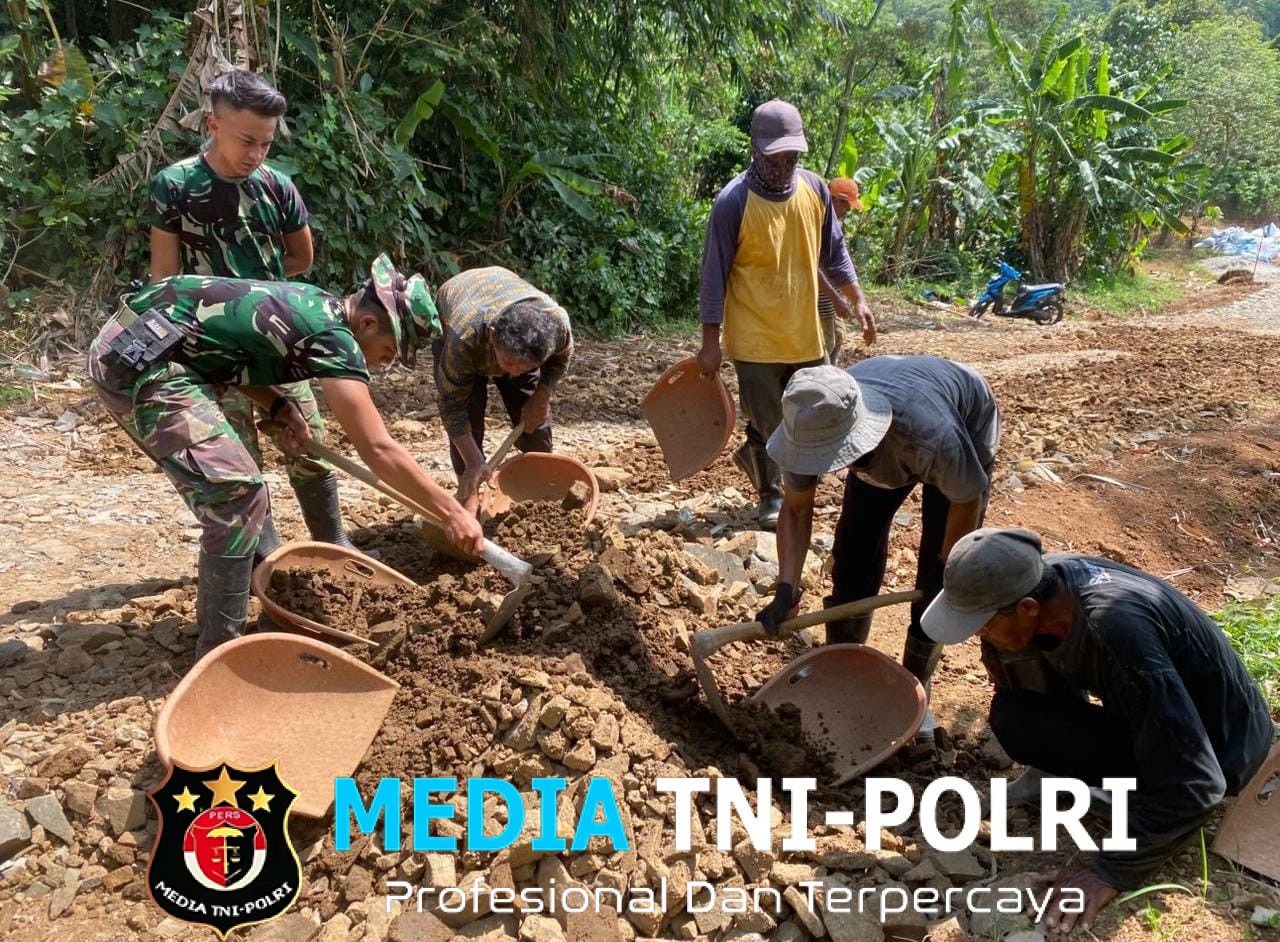 Satgas TMMD ke-126 Kodim 0601/Pandeglang Rampungkan Pengerasan Jalan di Desa Cikeuntrung dengan Progres 100%