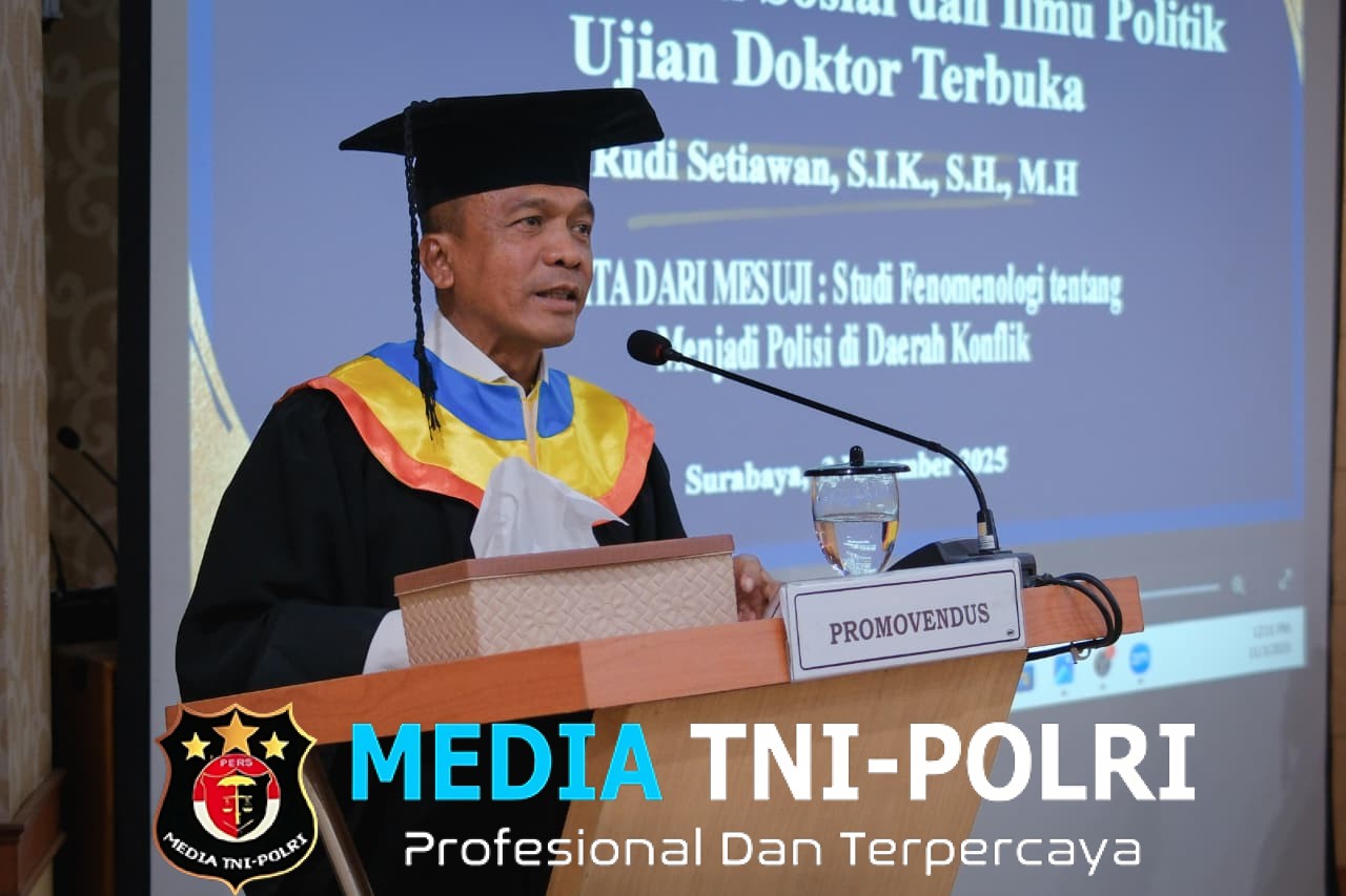 Kapolda Jabar Raih Gelar Doktor Lewat Disertasi “Cerita dari Mesuji”, Paparkan Kondisi Polisi di Tengah Konflik