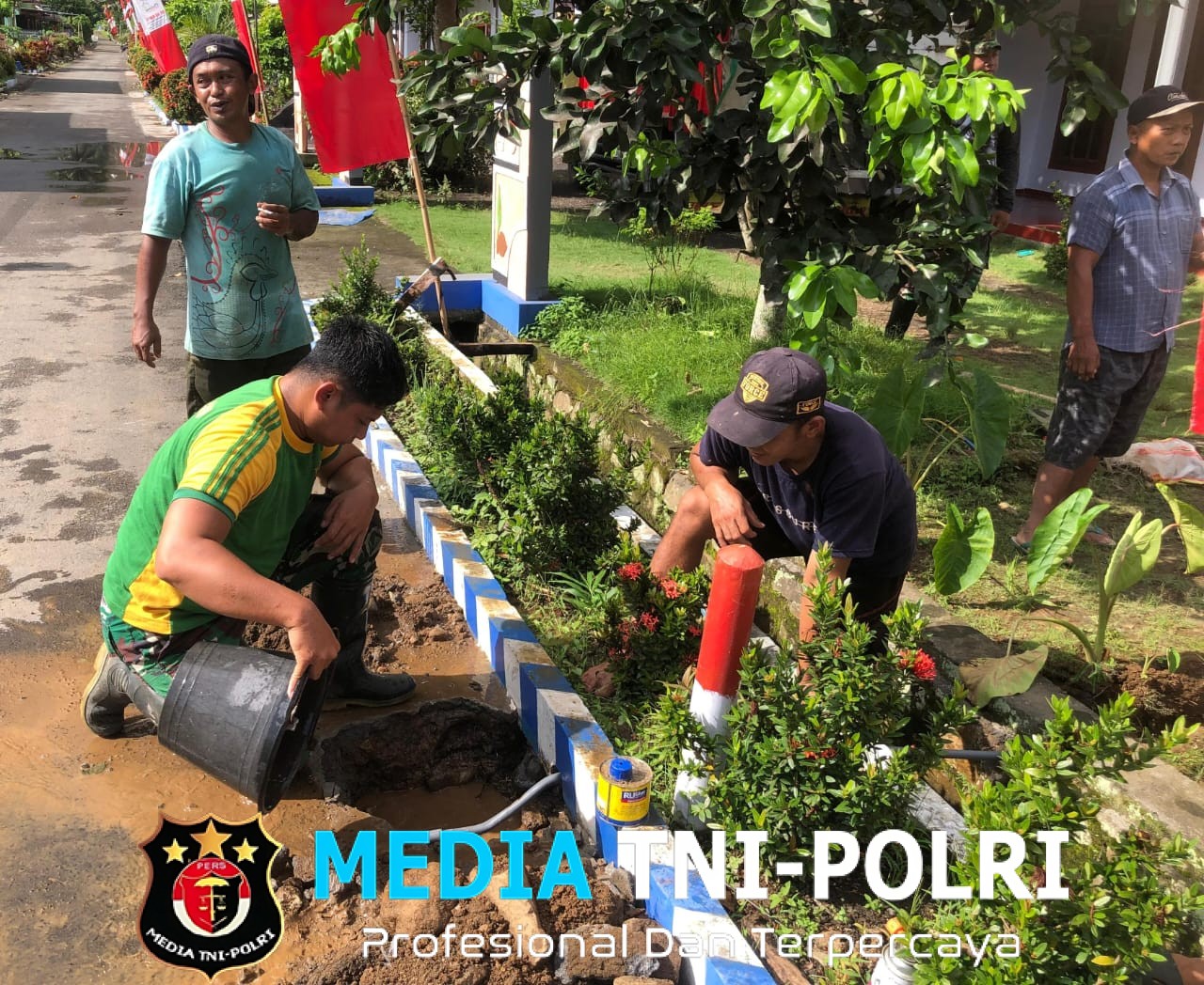 Satgas TMMD 126 Tahun 2025 Tuntaskan Pipanisasi Air Bersih di Desa Lebakharjo